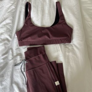 Women’s athletic set. XS. VUORI